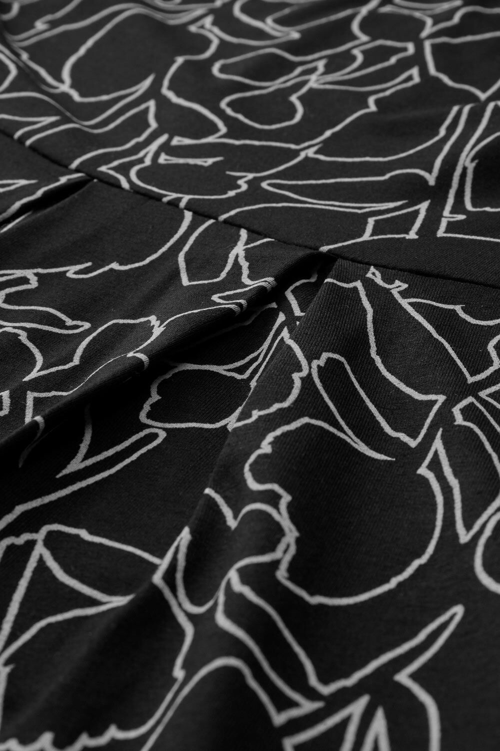 NIMA KL&Auml;NNING, Black