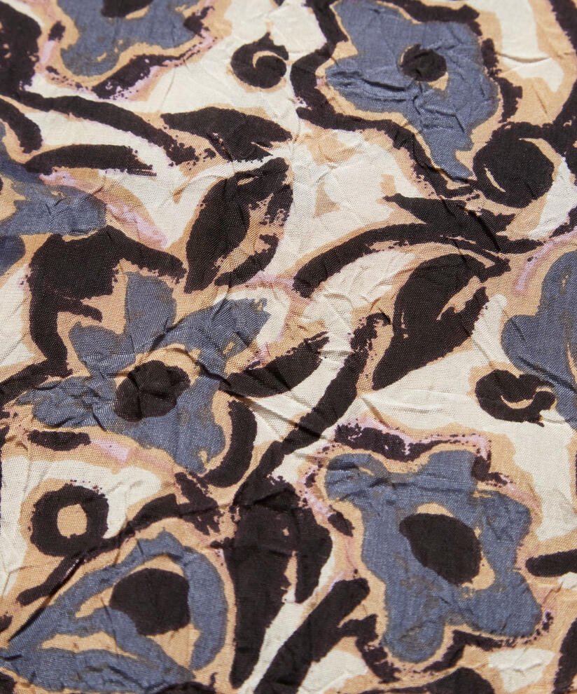 GEBIA TUNIKA, Tannin