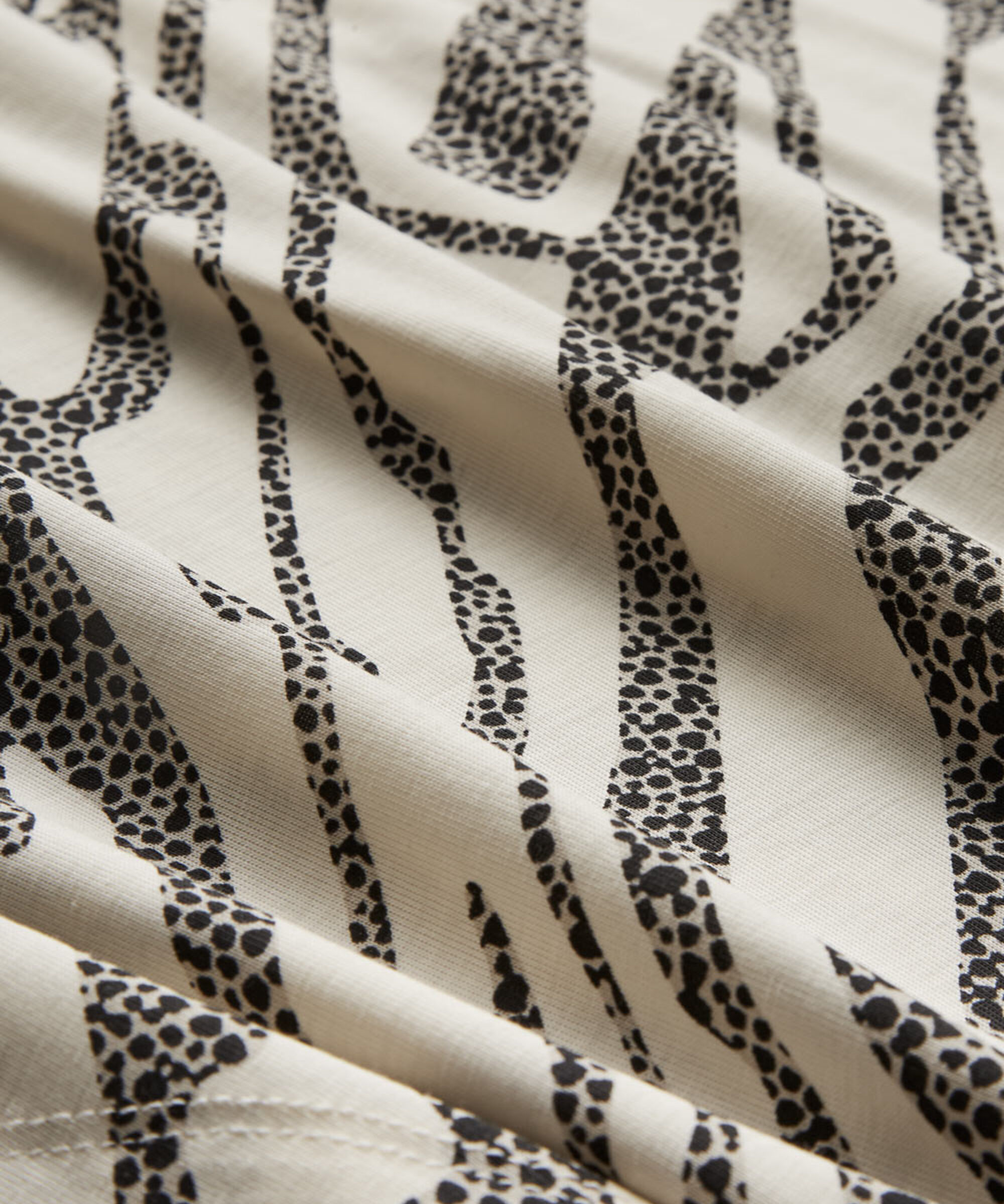 GERTIE TUNIKA, Whitecap