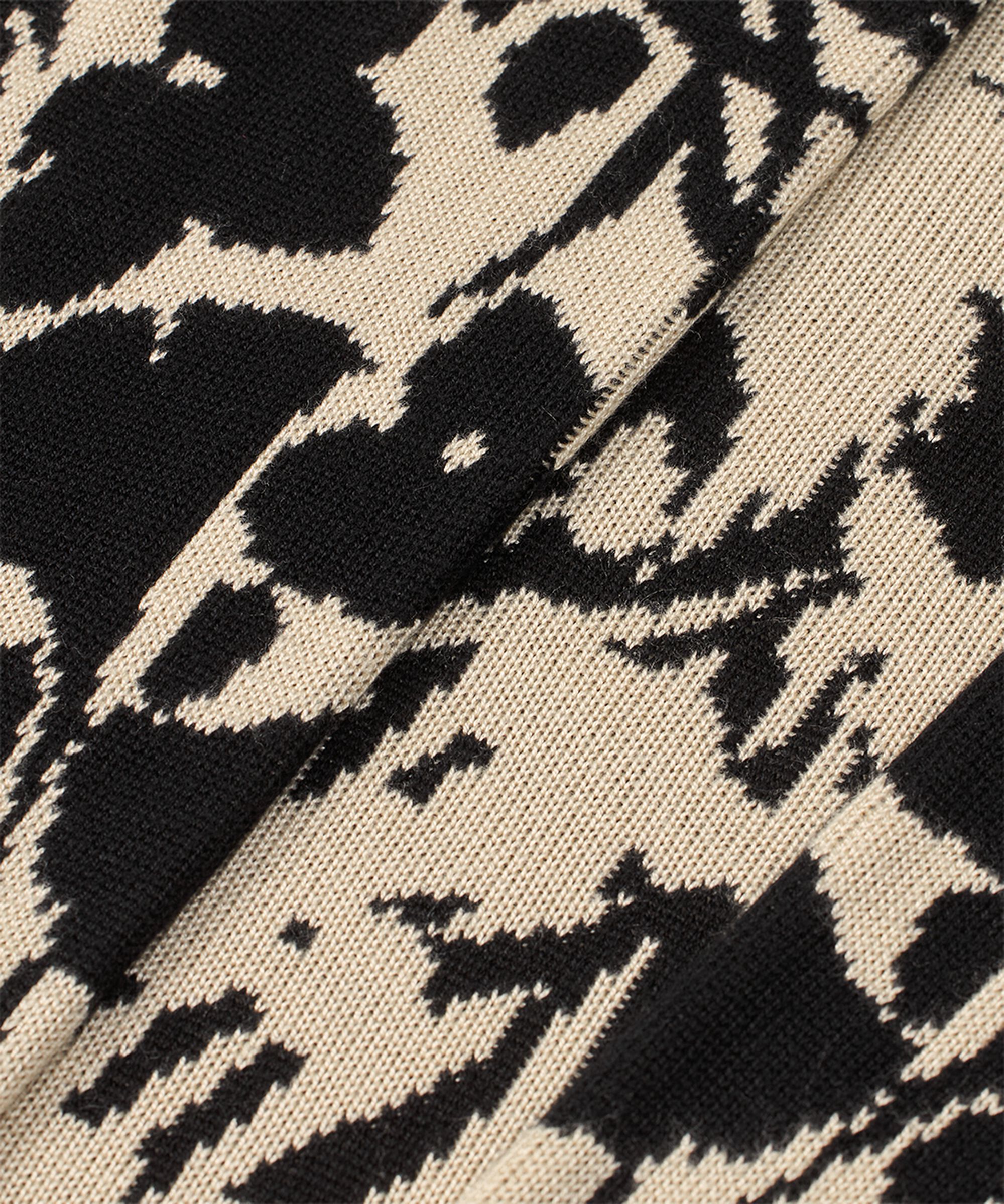 Luciana Kofta, Black