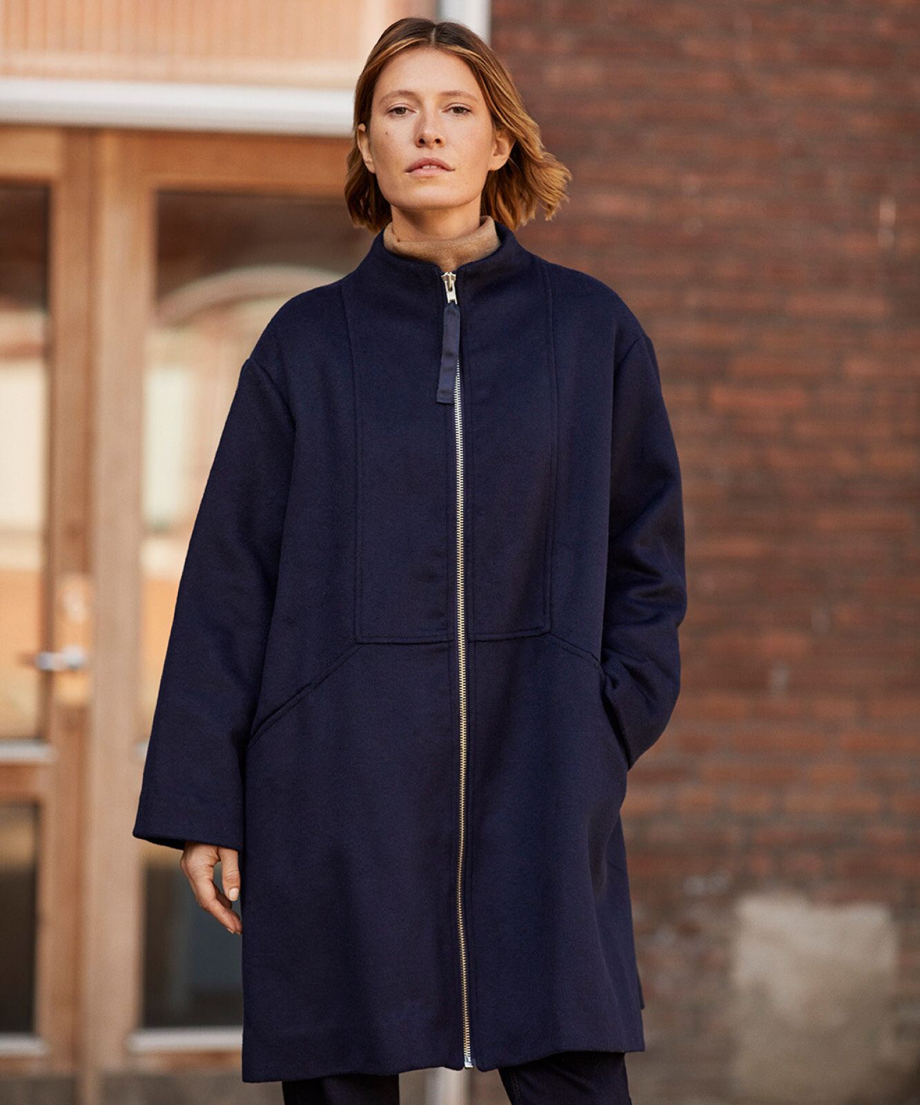 Thorvi Ullkappa, Navy Blazer