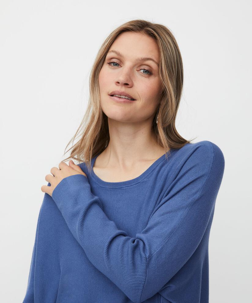 Fanasi Topp, Bijou Blue