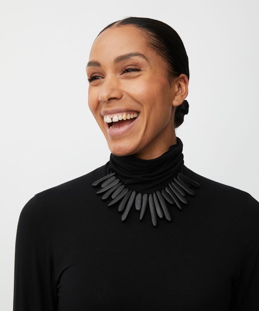 Rykka Halsband, Black