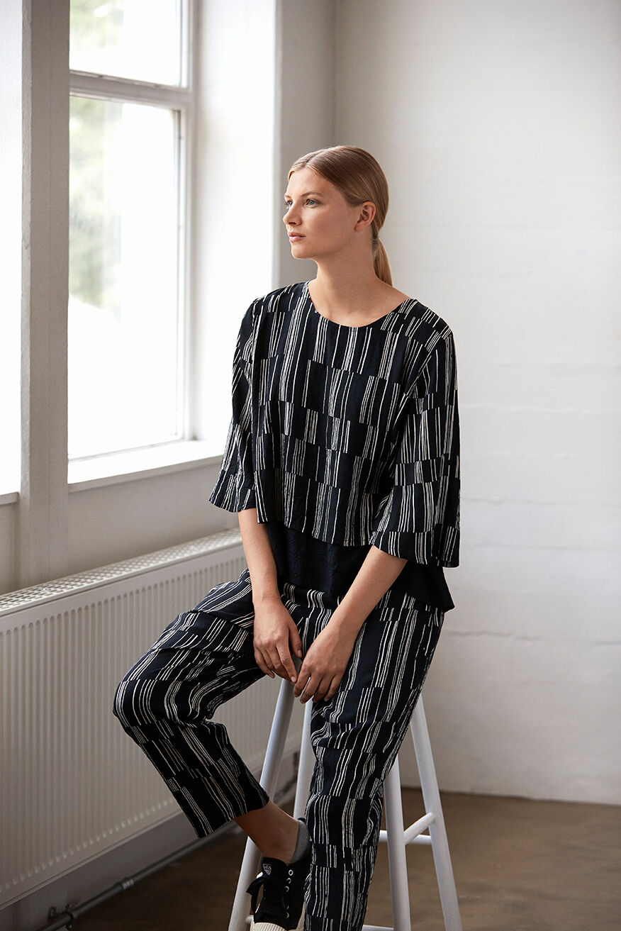 BRYNHILD TOPP, Black