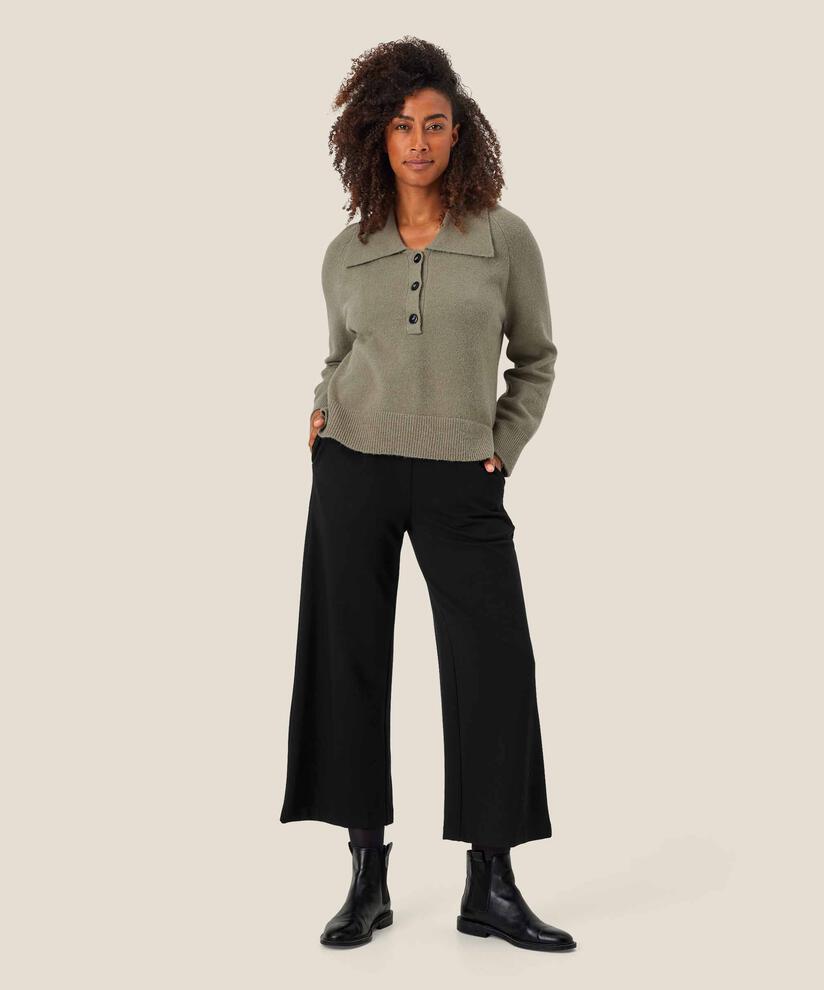 Faye Strikkegenser, Vetiver