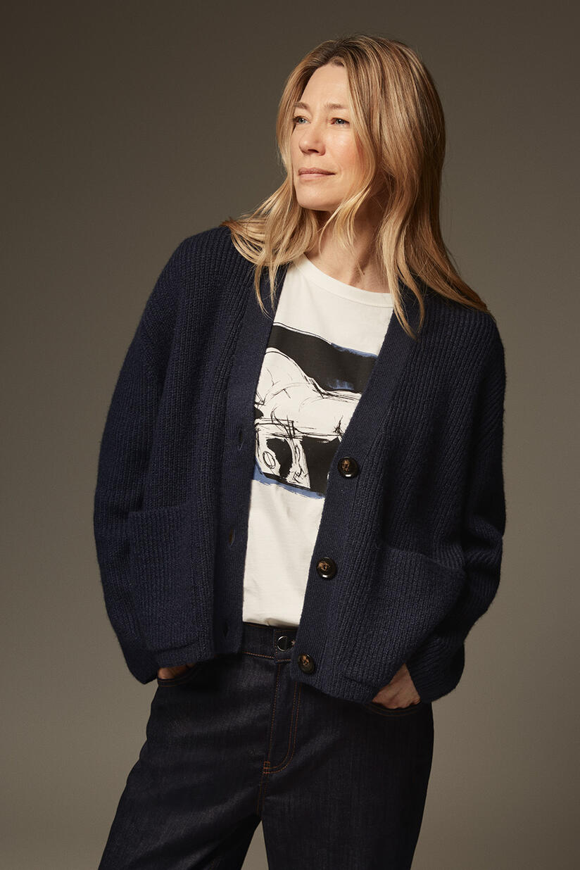 Lexie Kofta - Navy Blazer, Doreann JERSEY topp - Jet Stream, Palvessa Byxor - Dark Denim