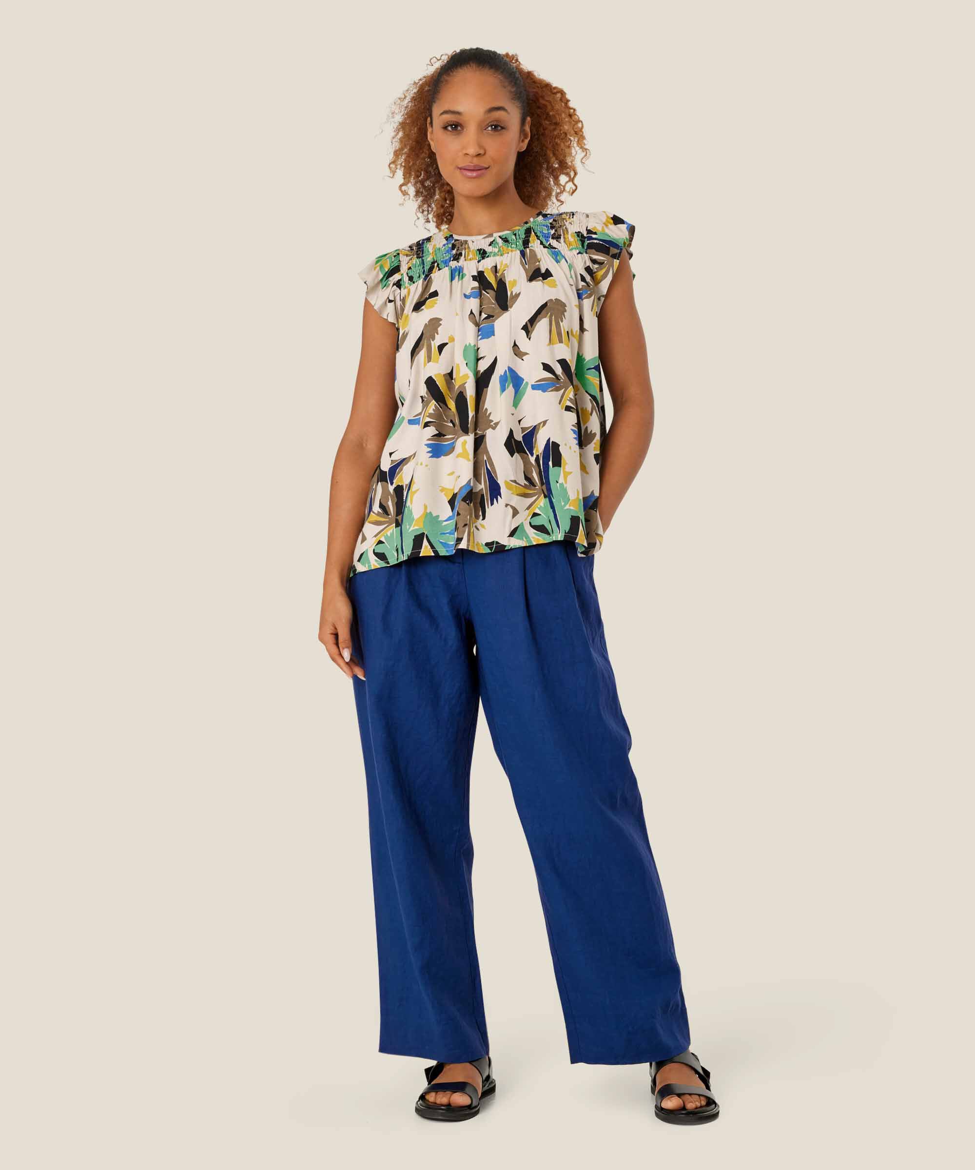 Perli Byxa, Navy Peony