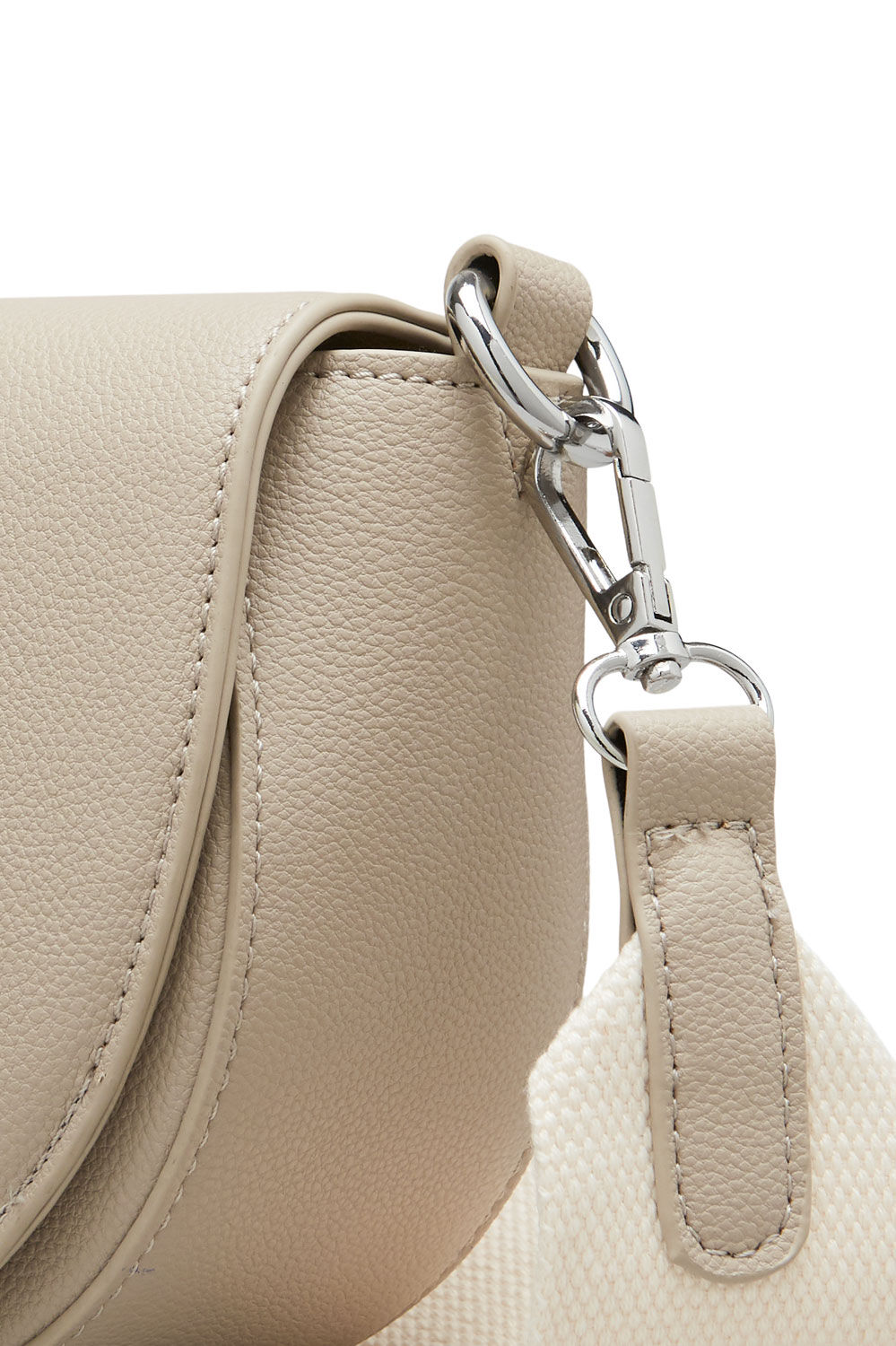 RIE V&Auml;SKA, Travertine