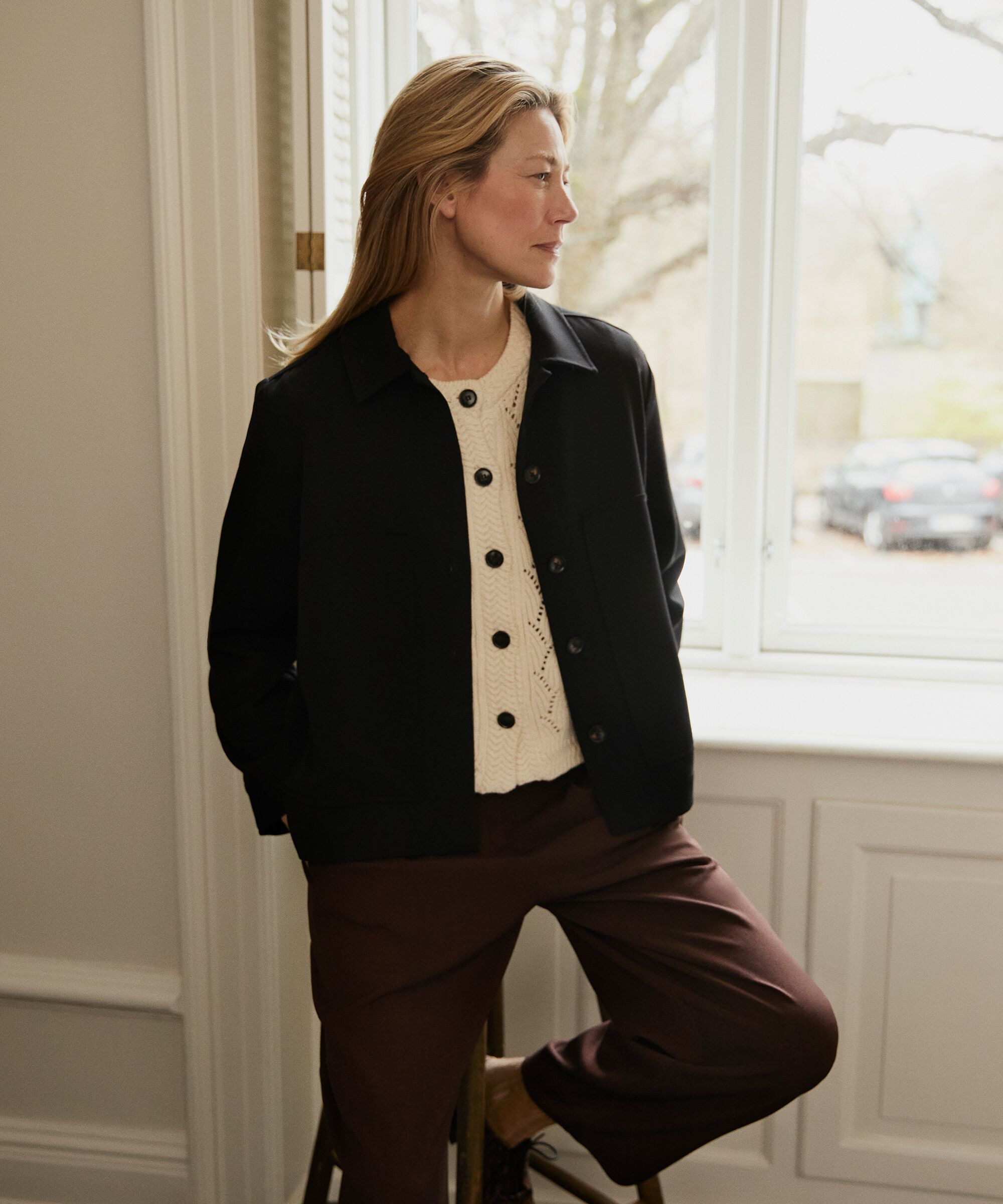 Jettina Jacka, Black