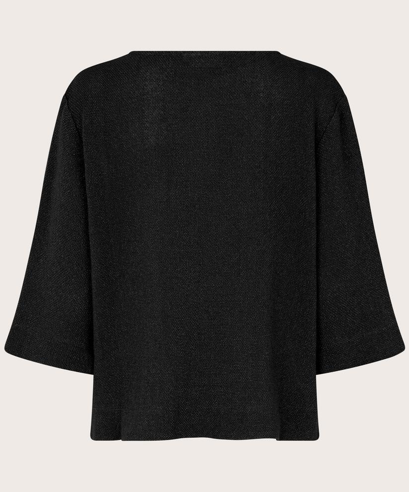 Darmi Blus, Black