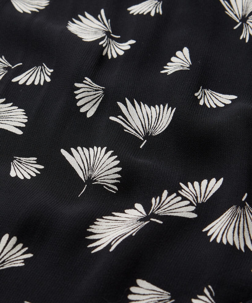 BELINDA TOPP, Black