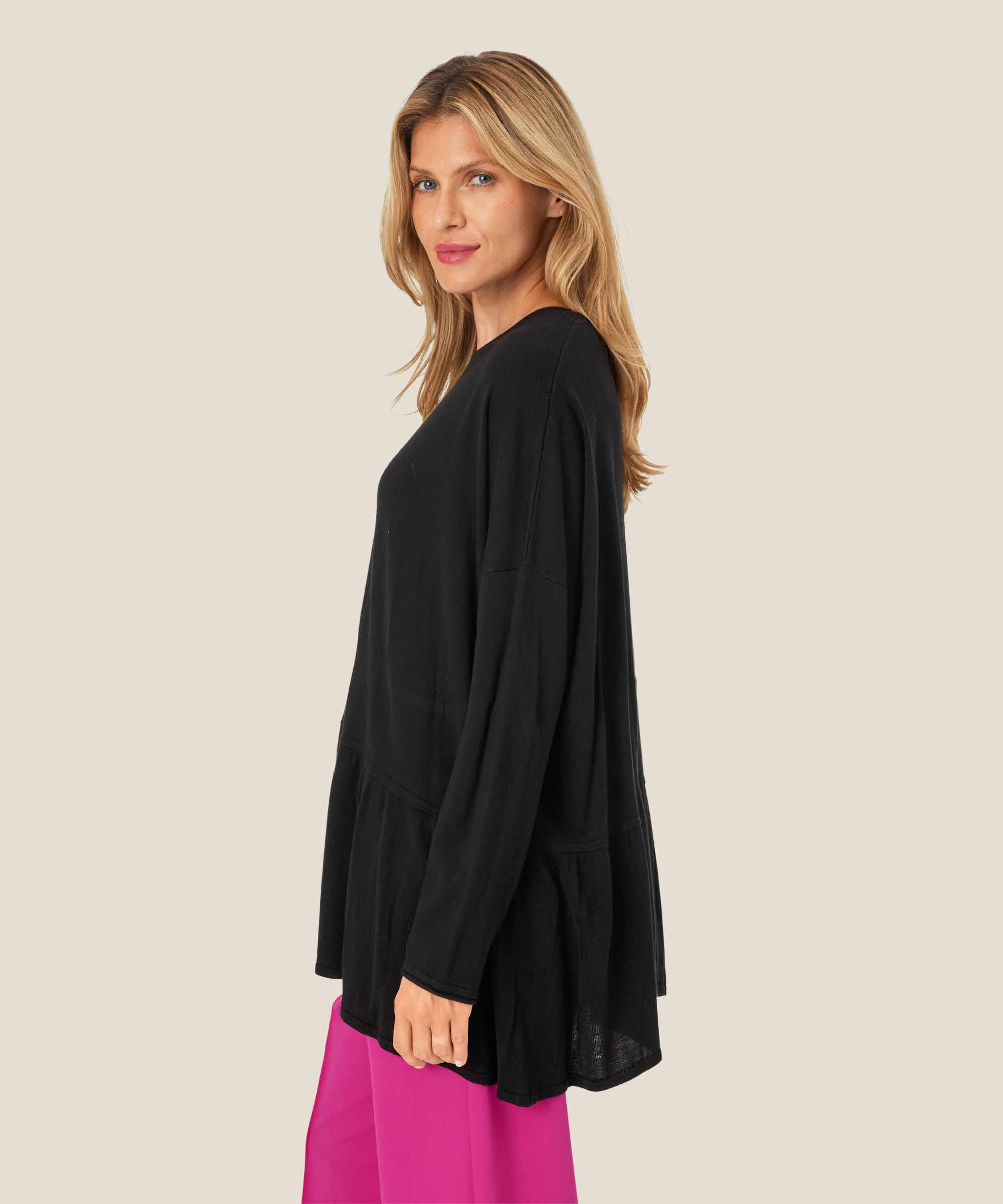 FIFI TOPP, Black