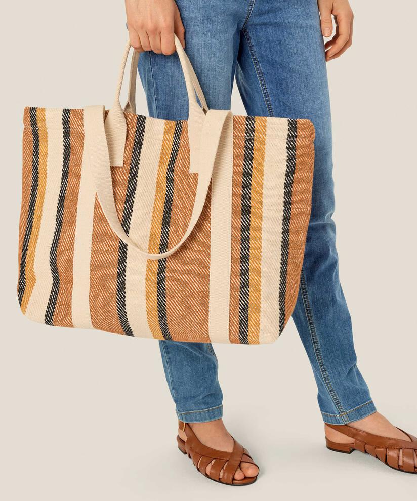 Rubbi Väska, Cashew