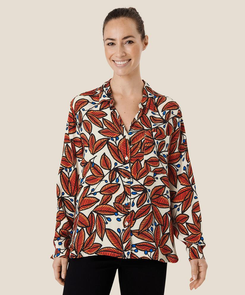 Isela Skjorta, Whitecap