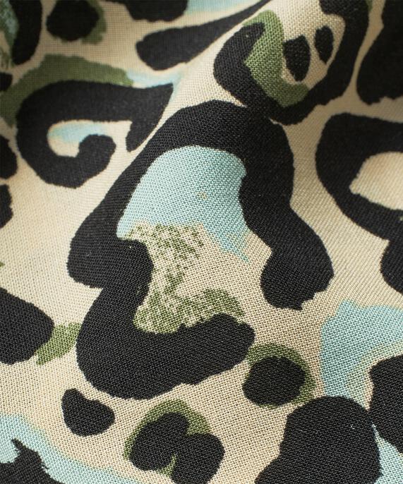 Nebili Klänning, D. Lichen Green
