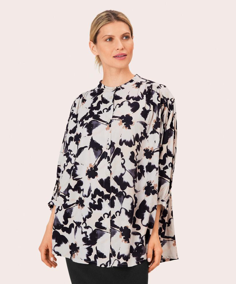 Ilisa Skjorta, Volcanic