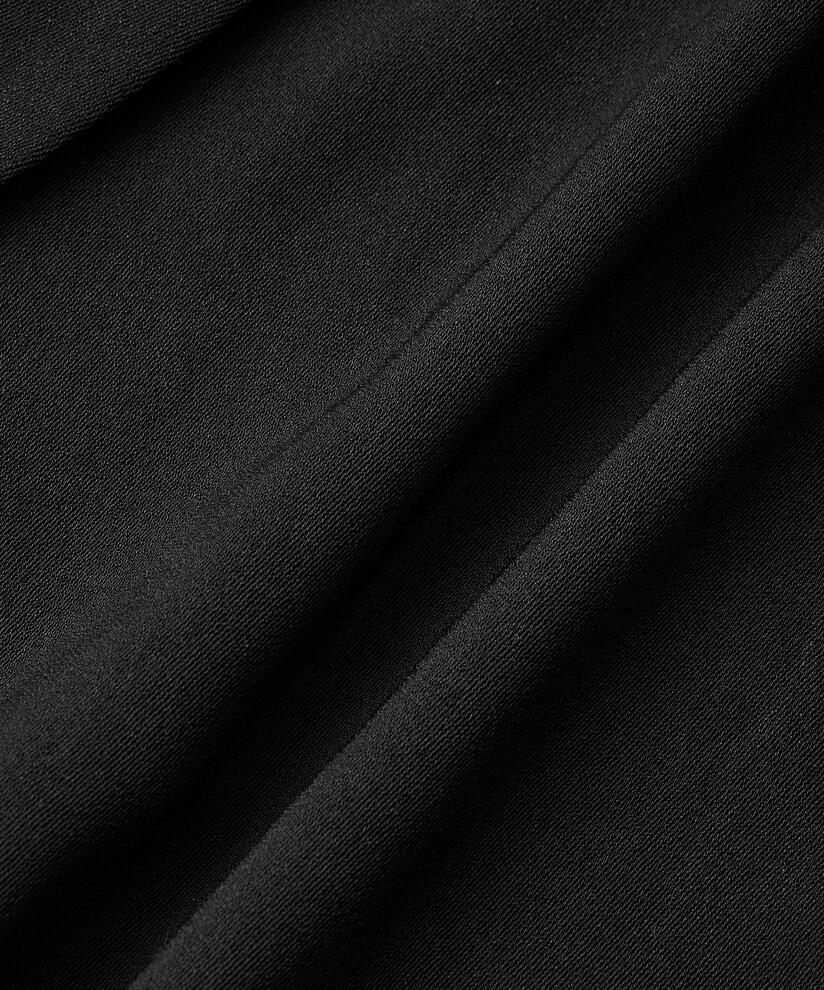 Jeanette Jacka, Black