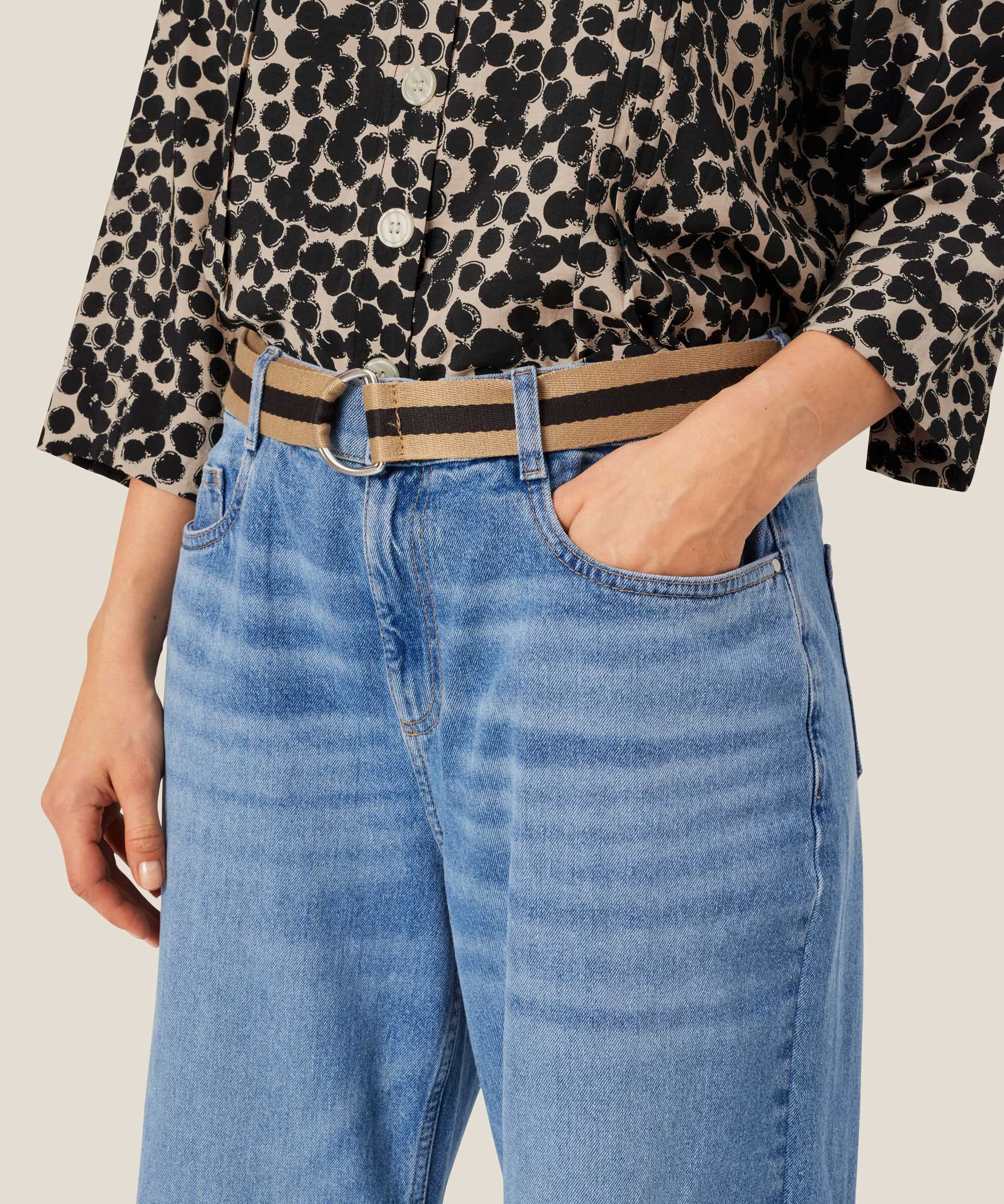 Rebia Bälte, Safari