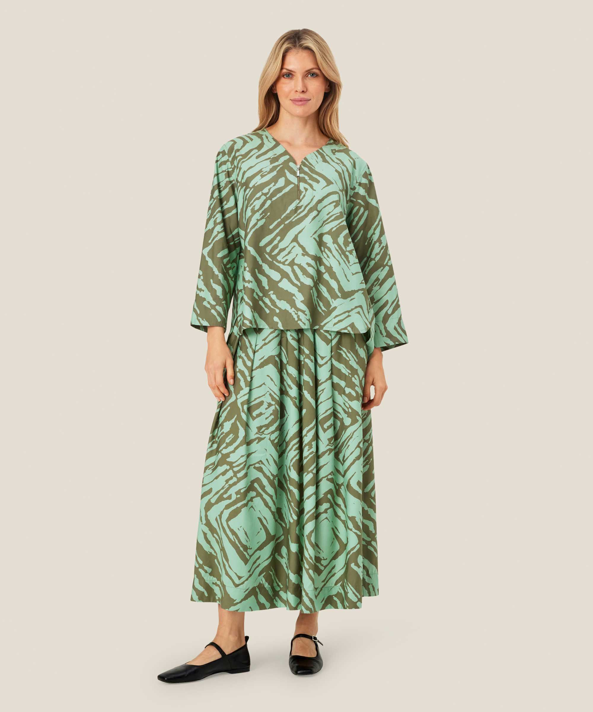 Siffan Kjol, D. Lichen Green