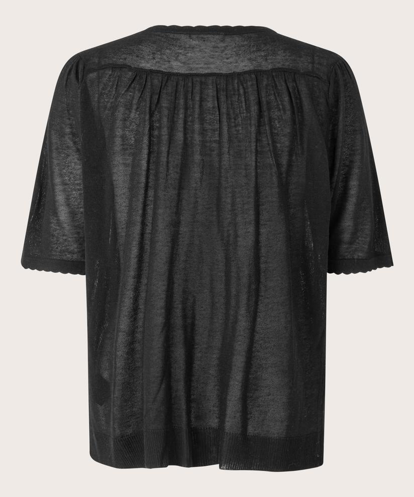 Lamila Kofta, Black