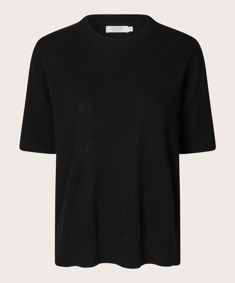 Fallan Topp, Black
