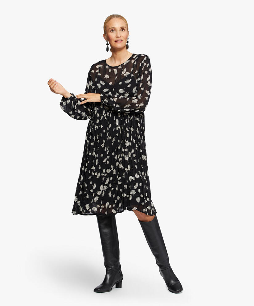 NORINA KLÄNNING, Black