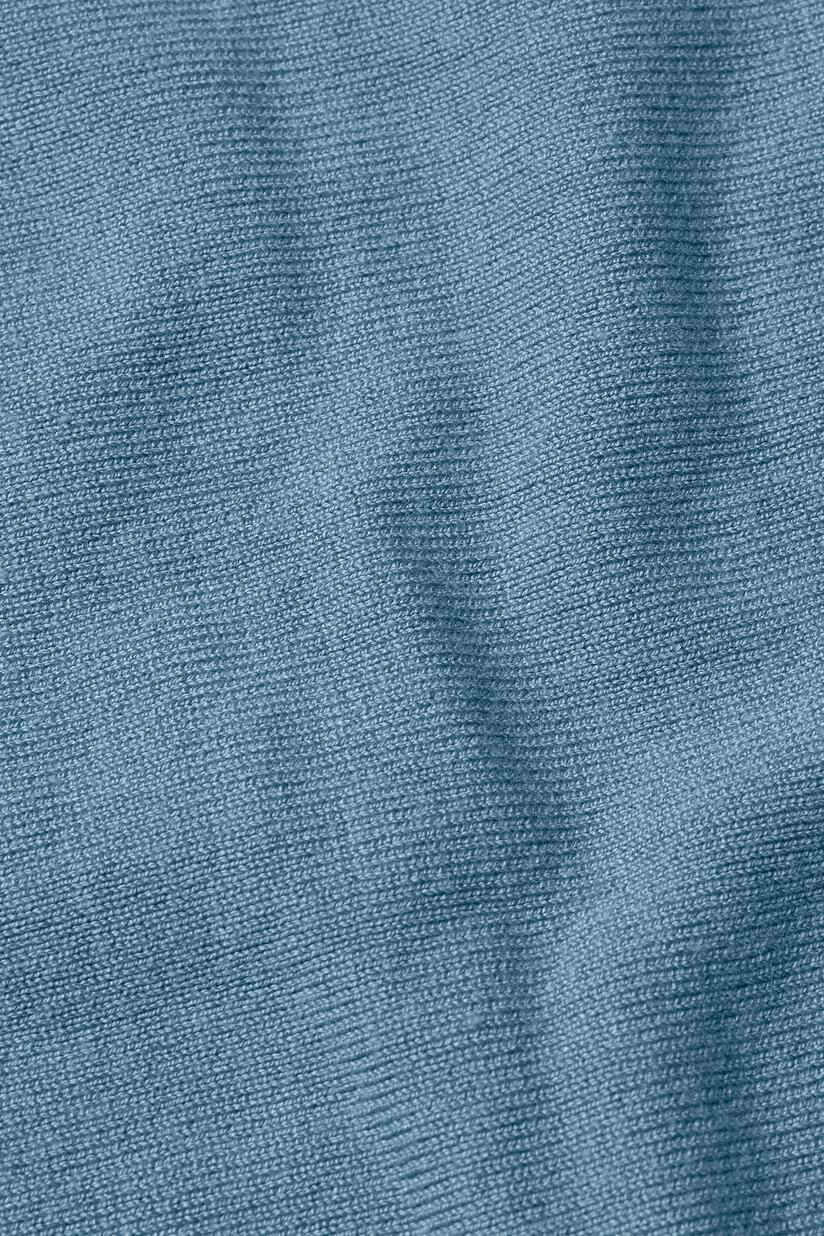 Fanasi Topp, Proven Blue