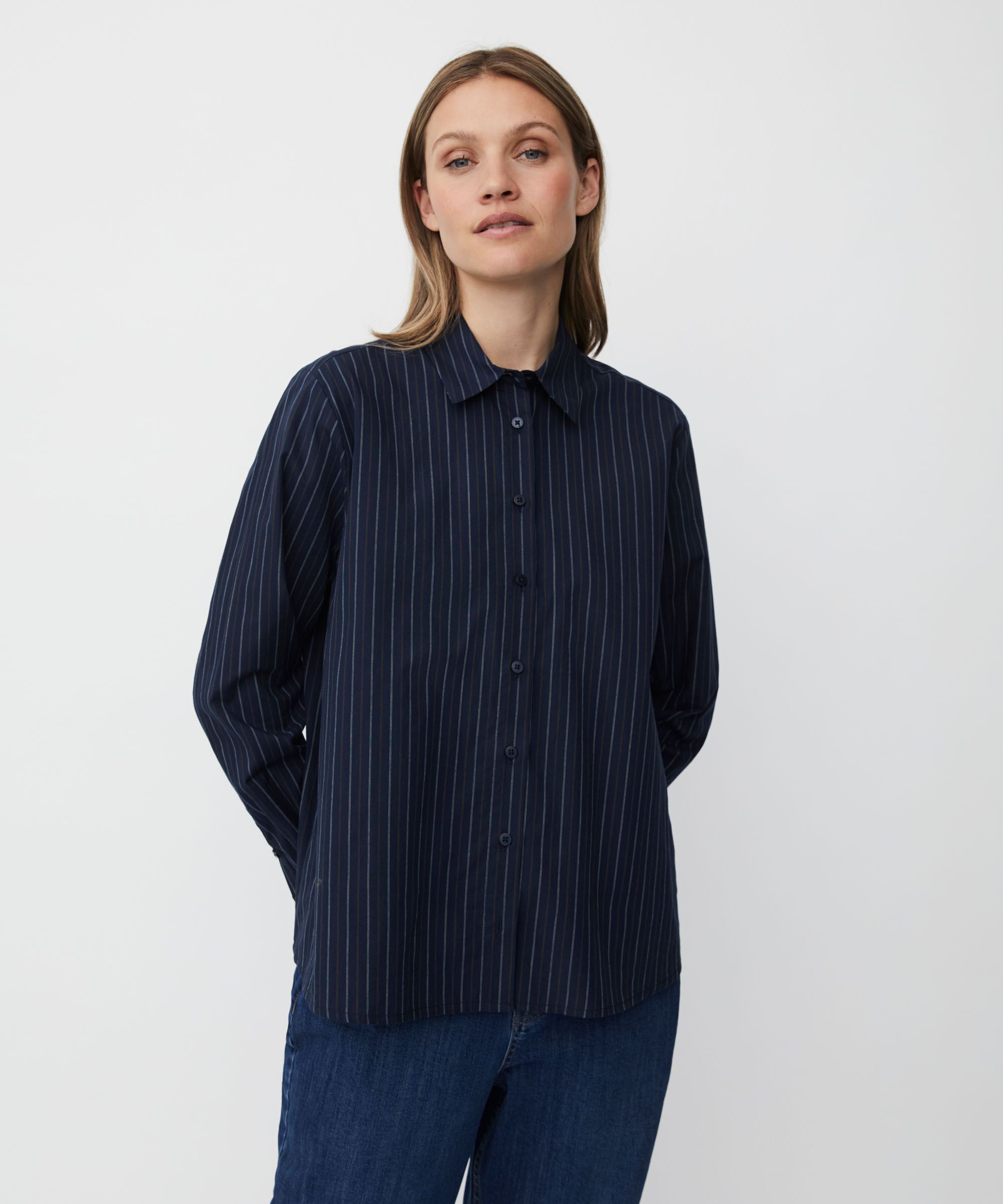 Imma Skjorta, Navy Blazer