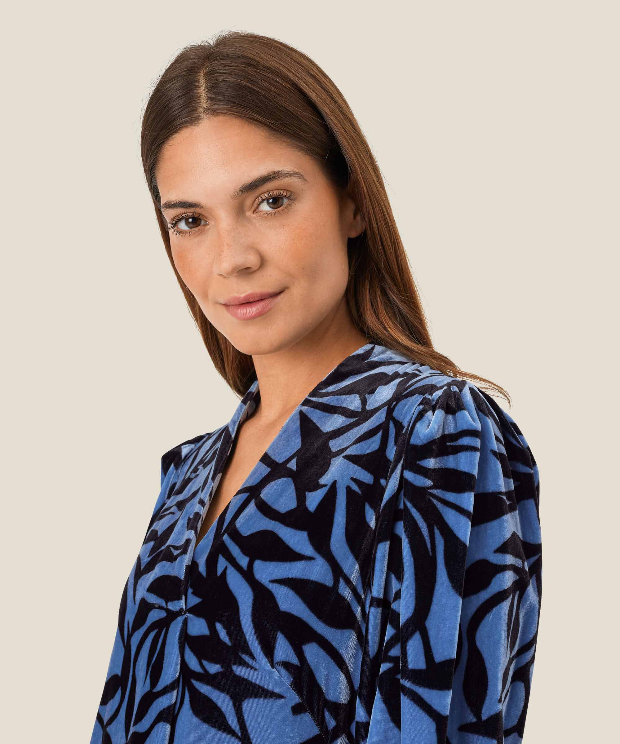 Nejalu Klänning, Federal Blue