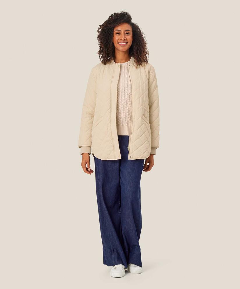 Topasi Kappa, Oyster White