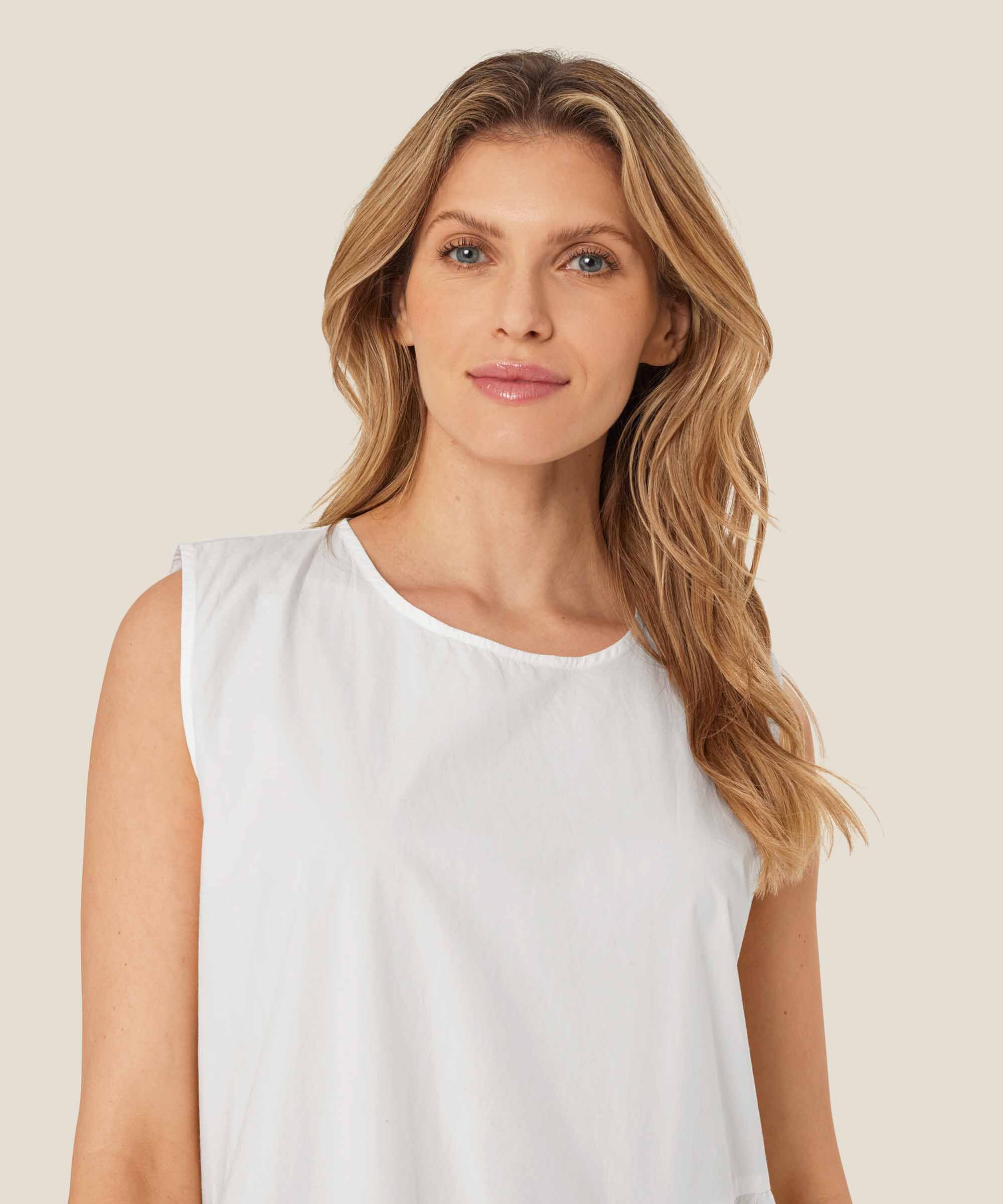 Nayan Klänning, White