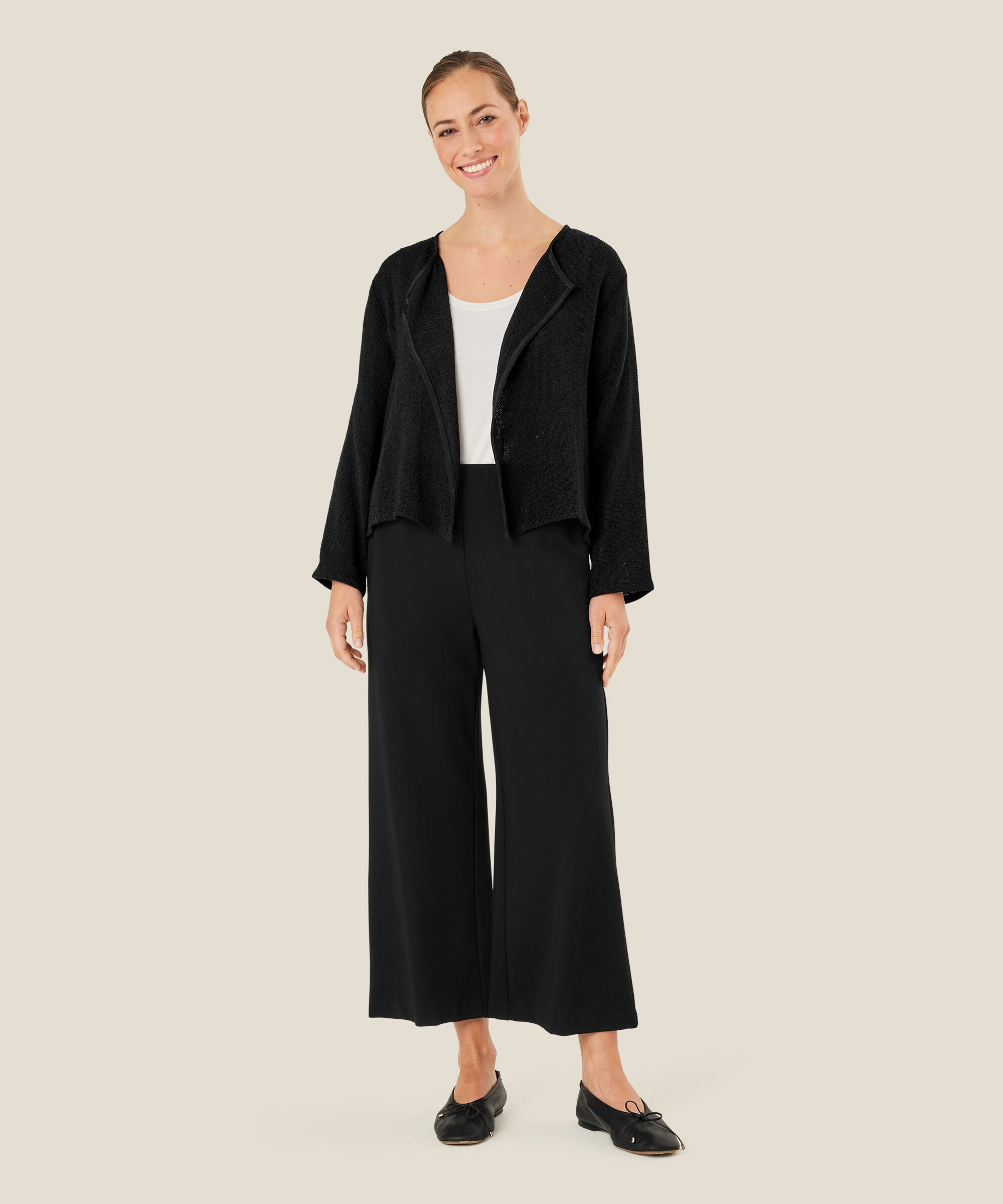 Julitta Jacka, Black