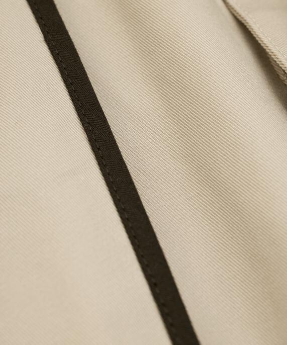 Tuniper Jacka, Plaza Taupe