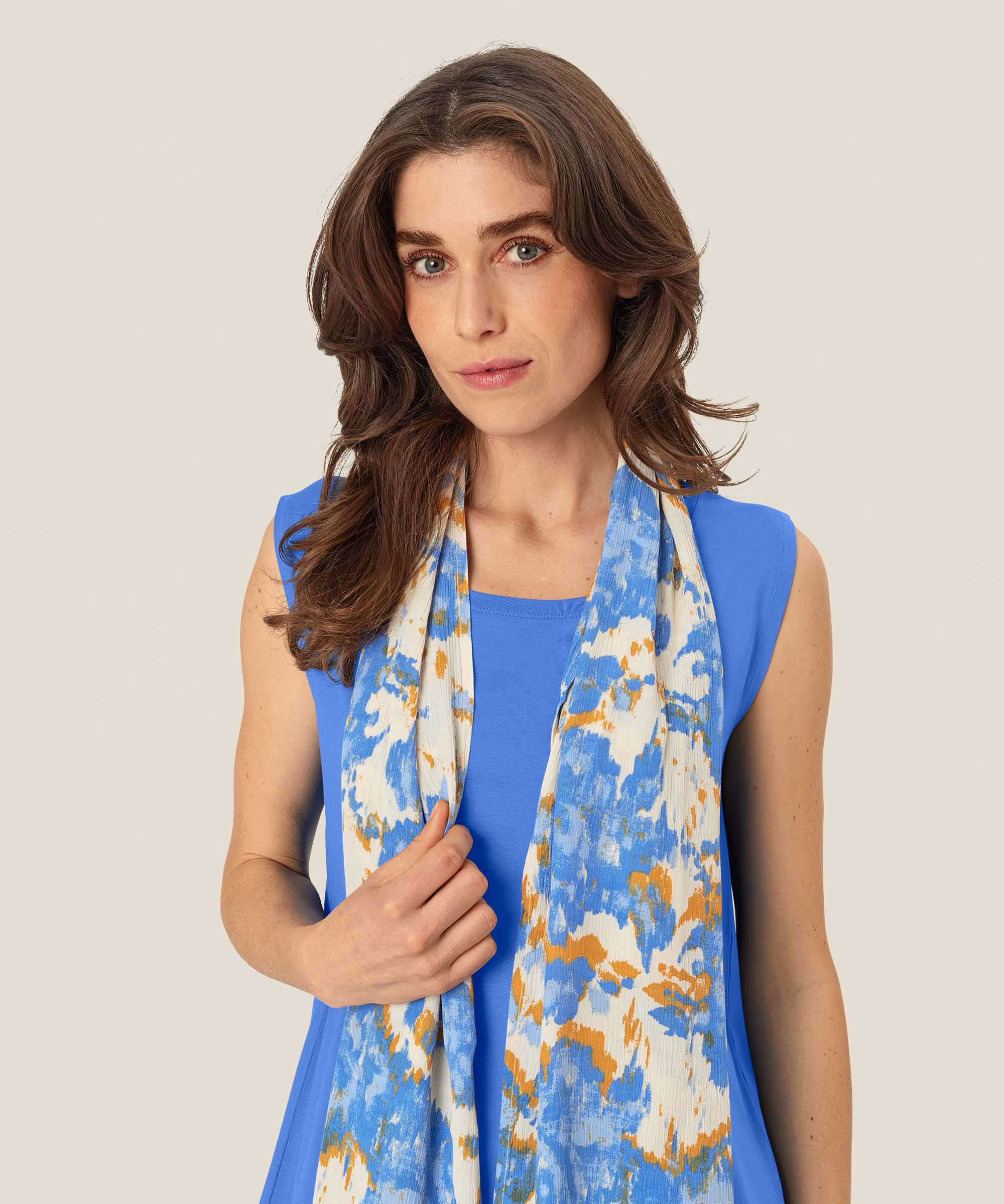 Along Scarf, Nebulas Blue