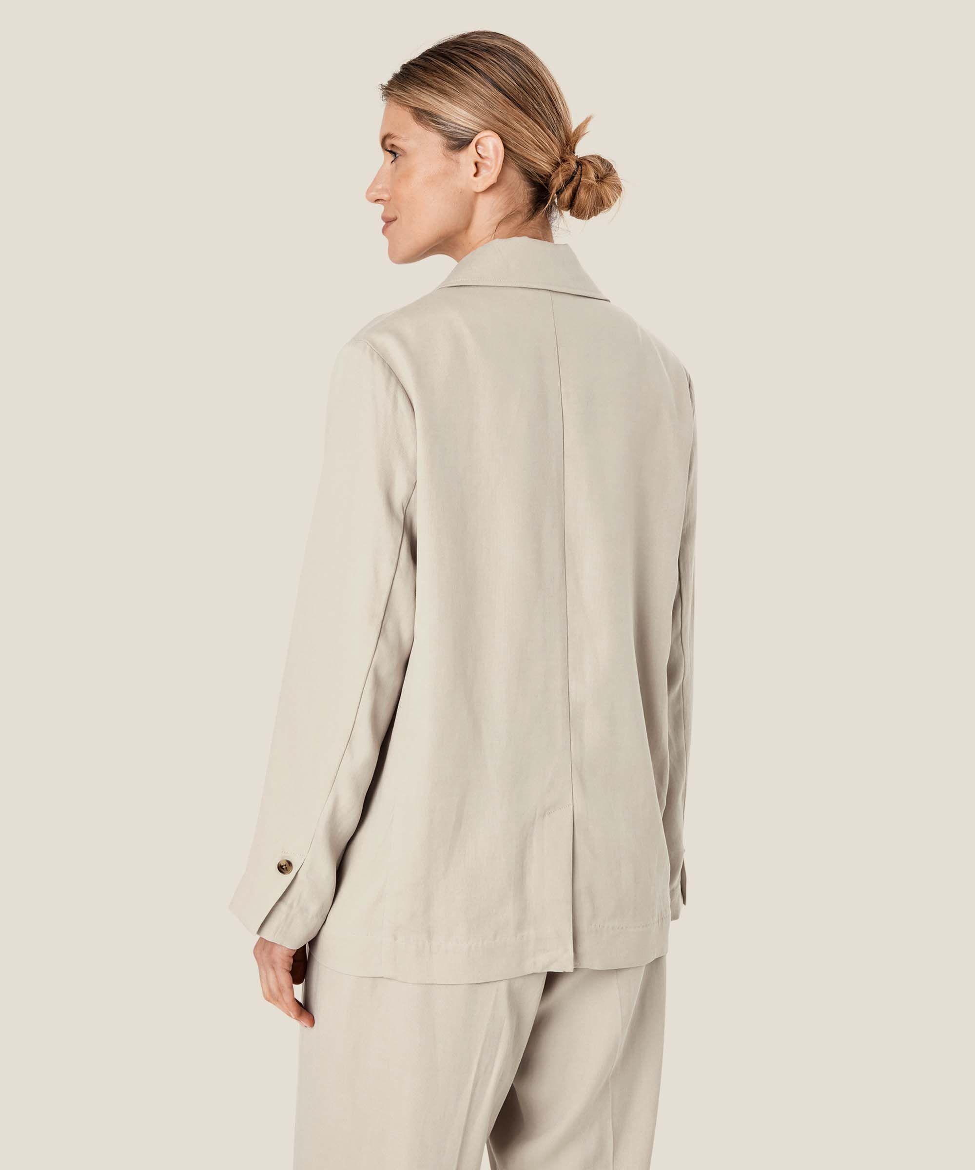 Jolinas Jacka, Silver Cloud