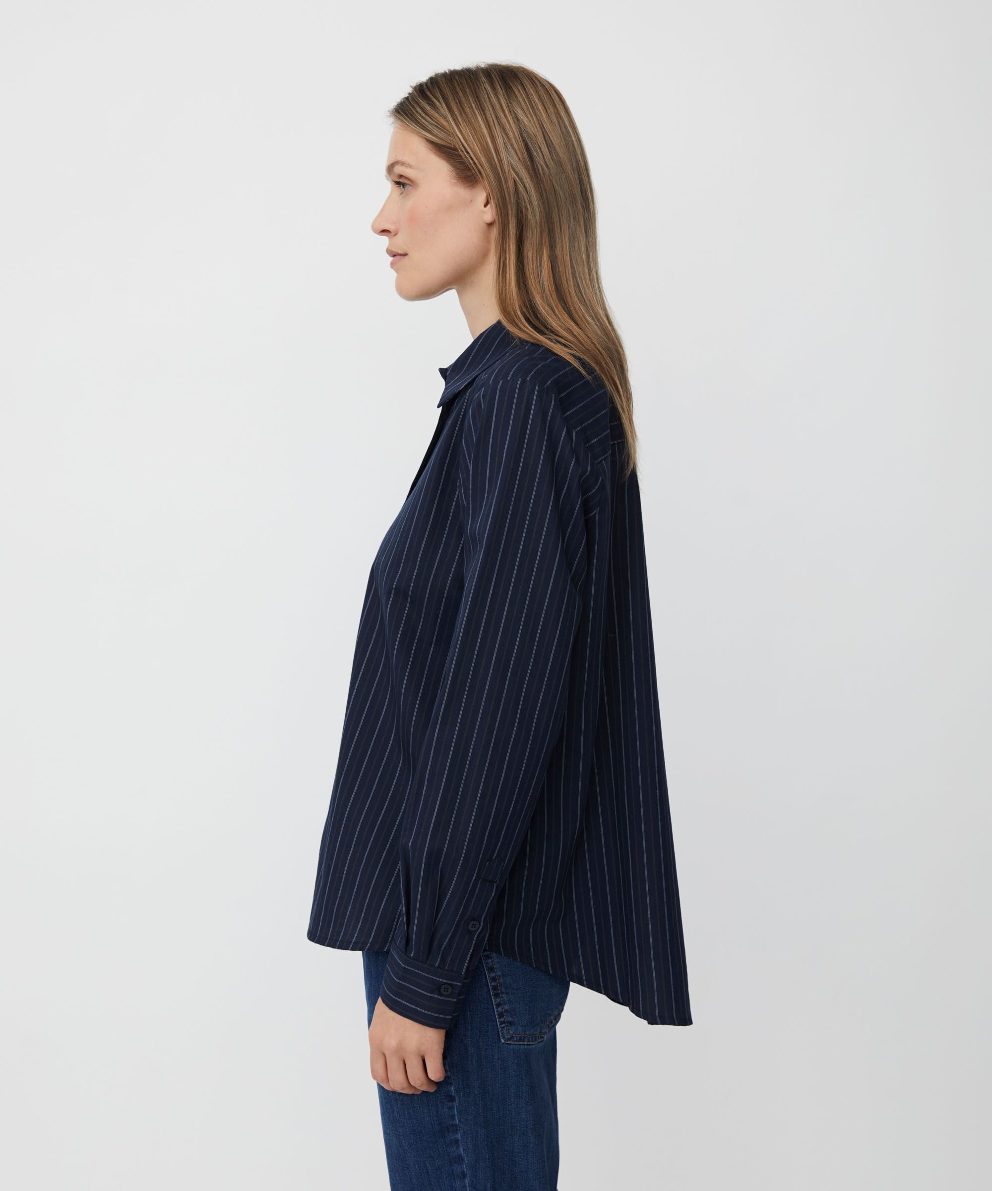 Imma Skjorta, Navy Blazer