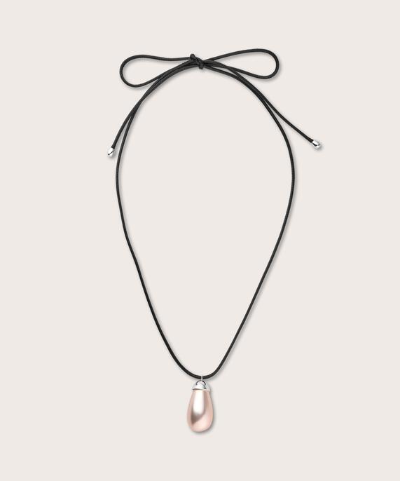 Roryan Halsband, Lotus