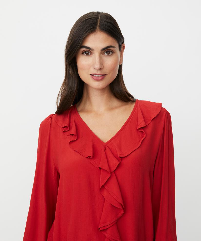 Beauna Blus, Scarlet Sage
