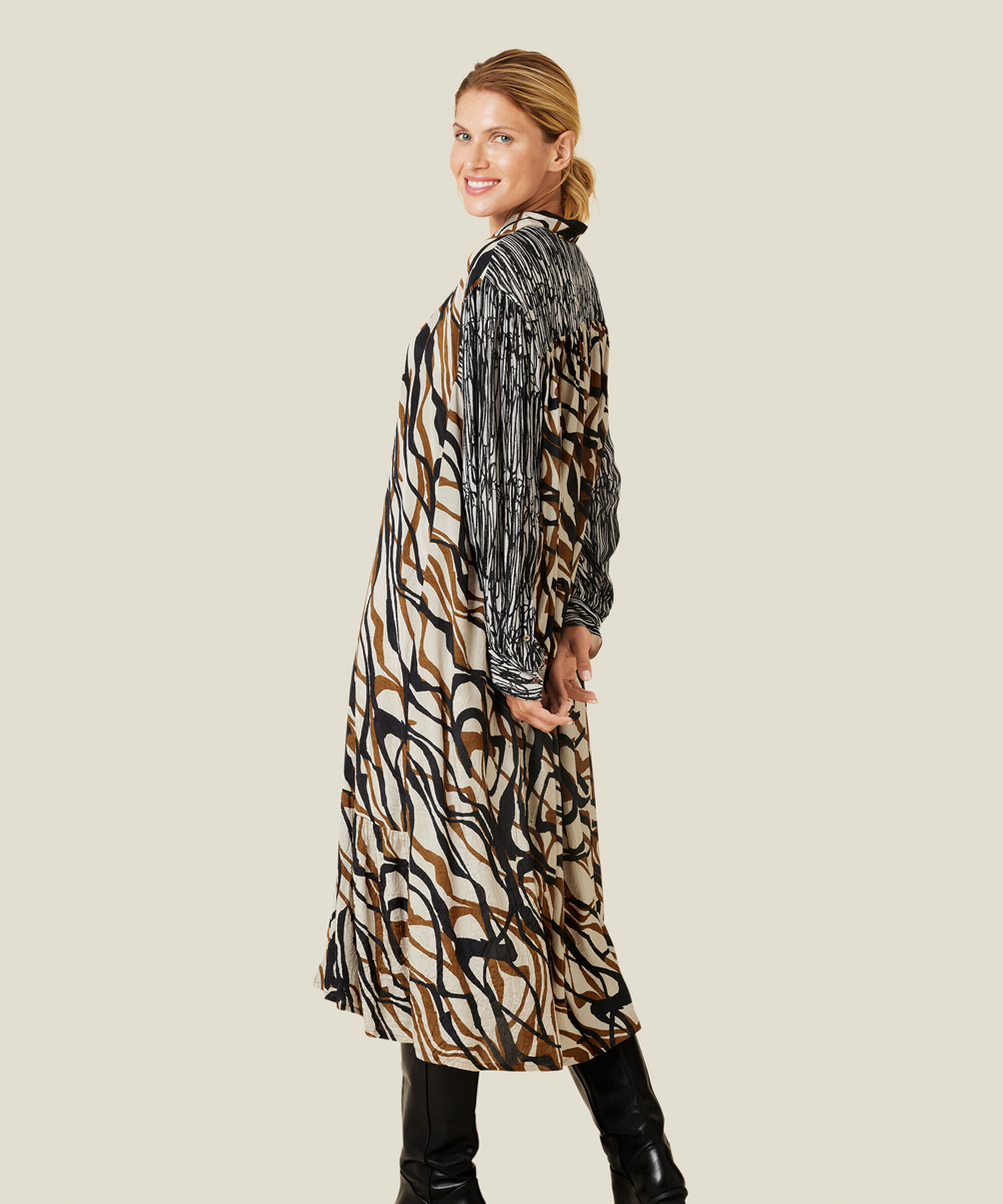 NARAI KLÄNNING, Monk's Robe