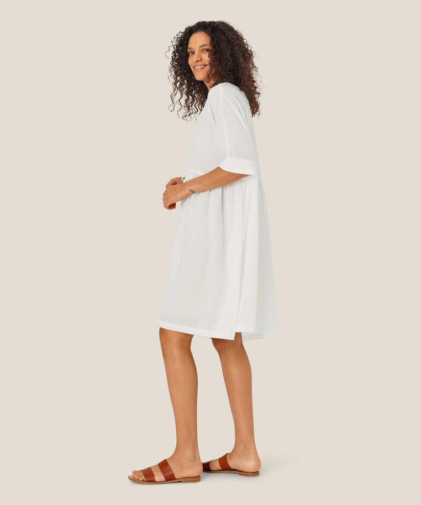 Nilinna Klänning, White