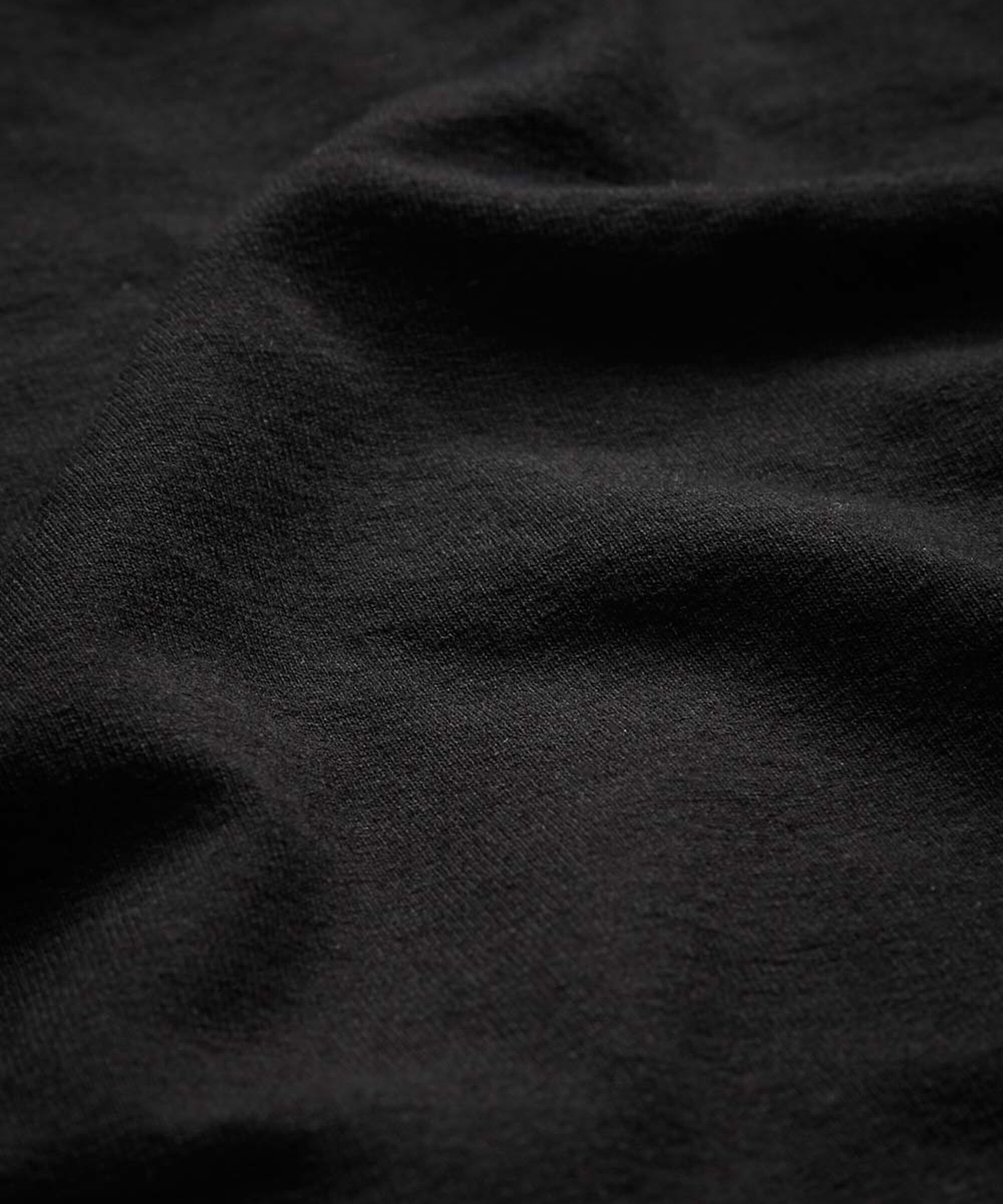 ELS TOPP, Black