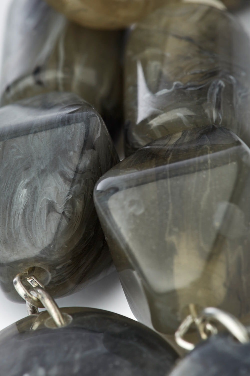 ROONA &Ouml;HRH&Auml;NGEN, Dove