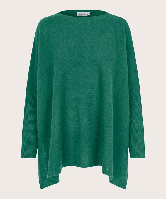 Fayela Topp, D. Grass Green