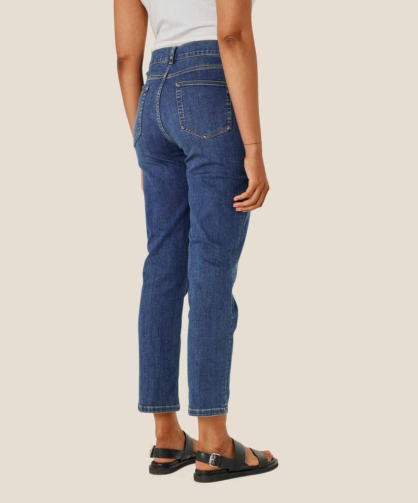 Pomnare Jeansbyxor, Basic Denim