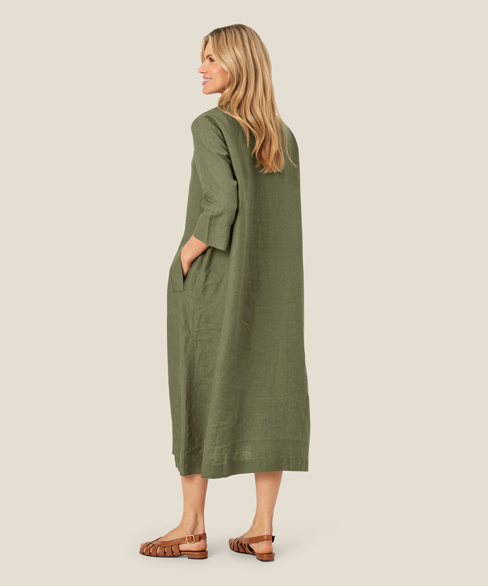 Nikeeta Klänning, D. Lichen Green