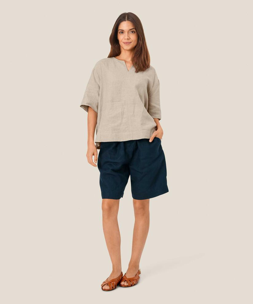 Dolorea Topp, Natural