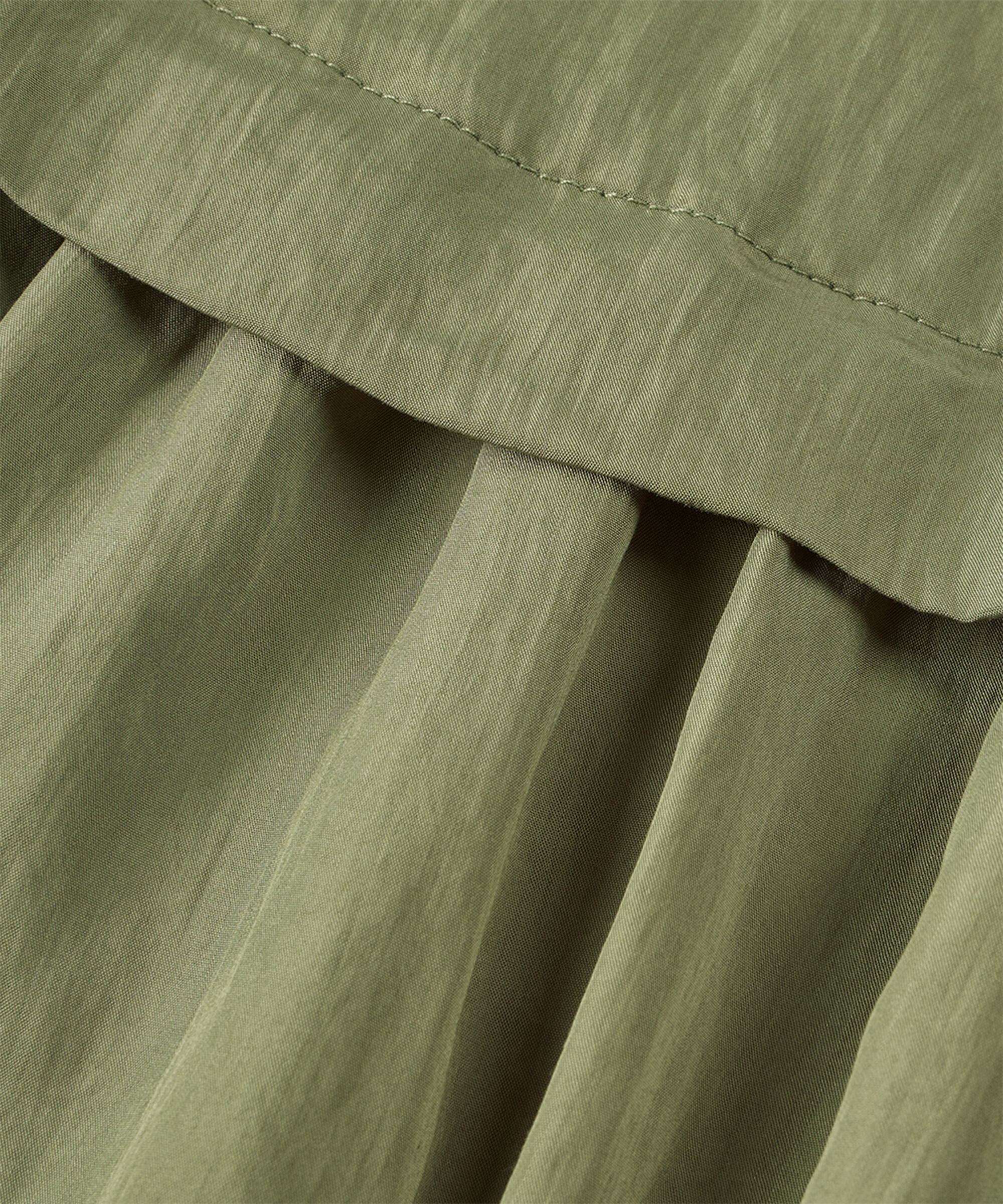 Ilenia Skjorta, D. Lichen Green