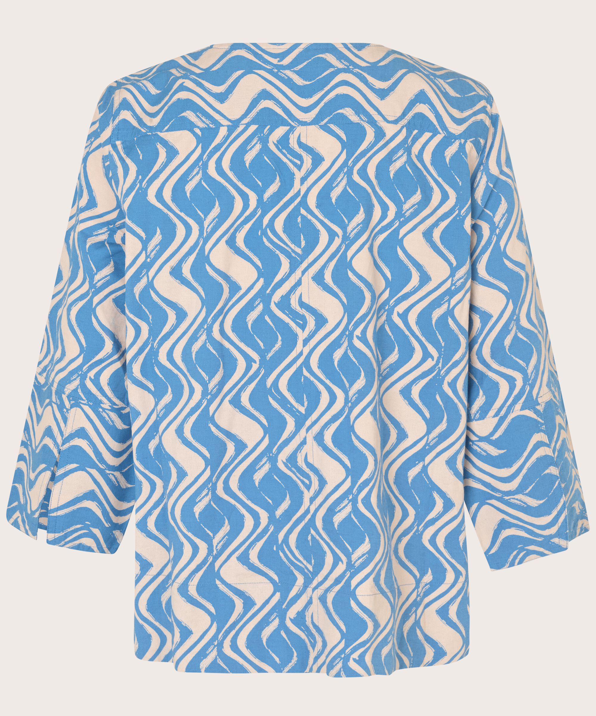 Deirdra Blus, Blue Bonnet