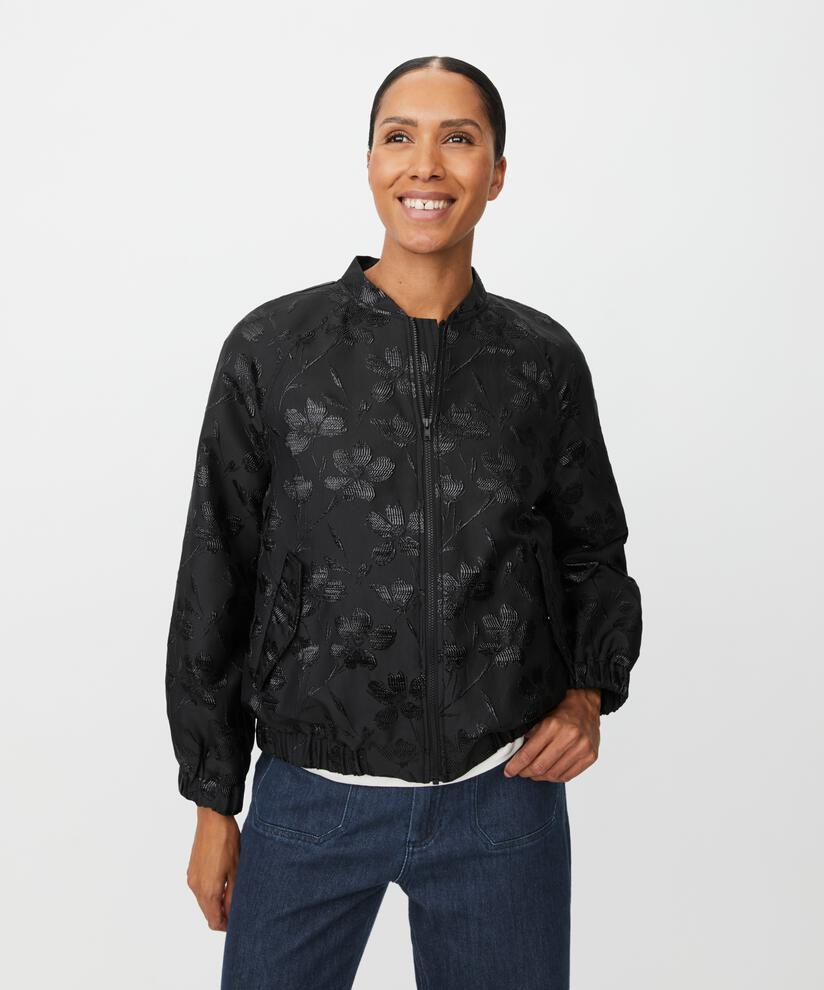 Jossana Jacka, Black