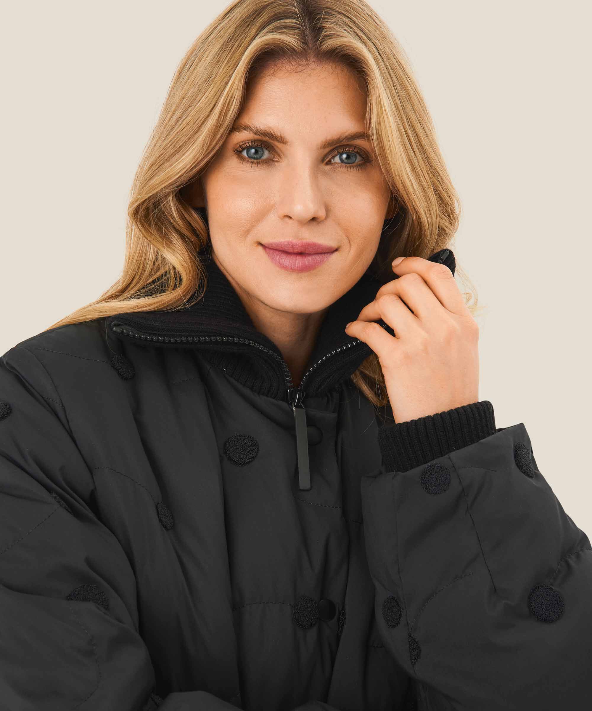 Tahila Dunkappa, Black